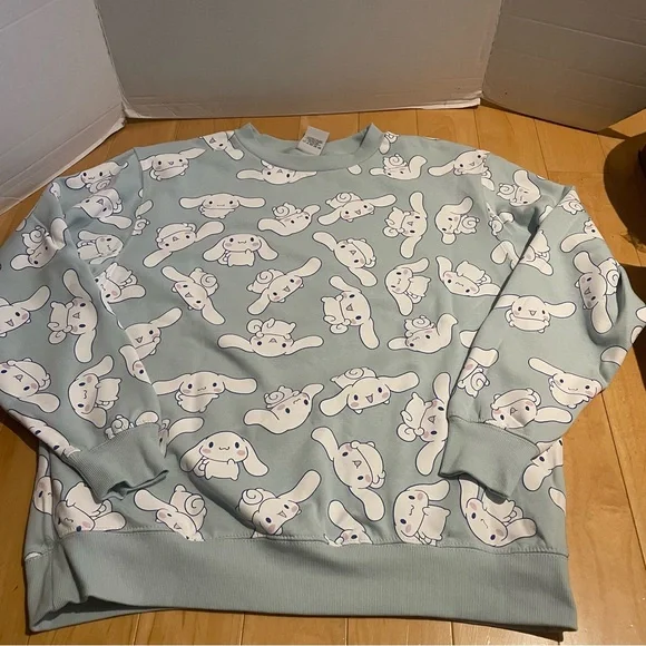 NWOT Sanrio cinnamoroll blue sweatshirt - Picture 1 of 4